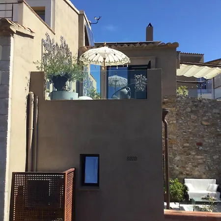 Begur, Mon